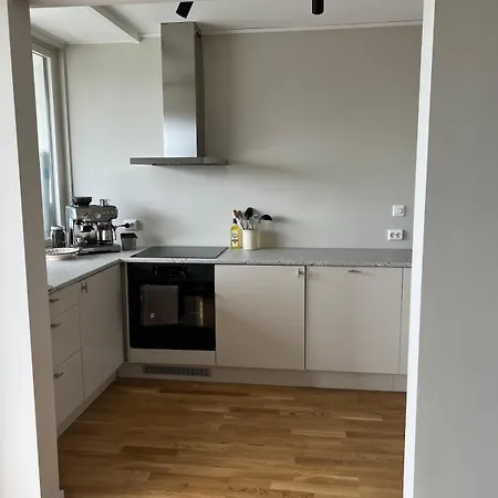 Modern With Balcony - Walk To Ons * Stavanger